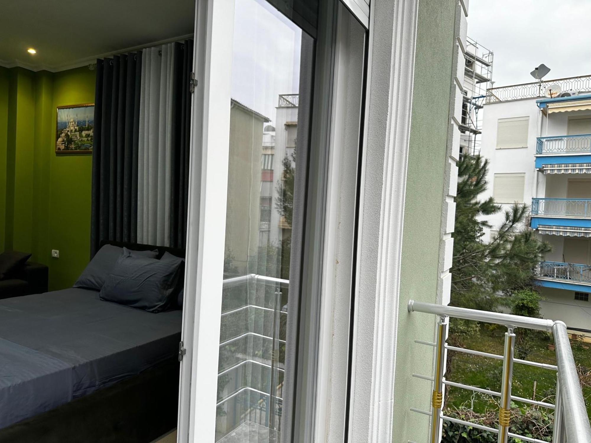 Erta Hotel *