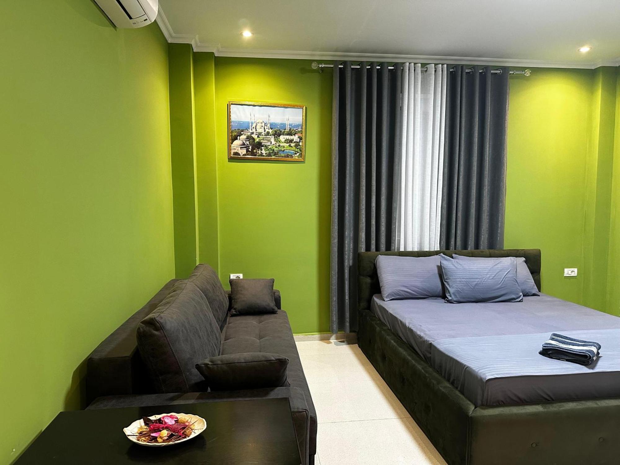 Hotel Erta Golem (Tirana)