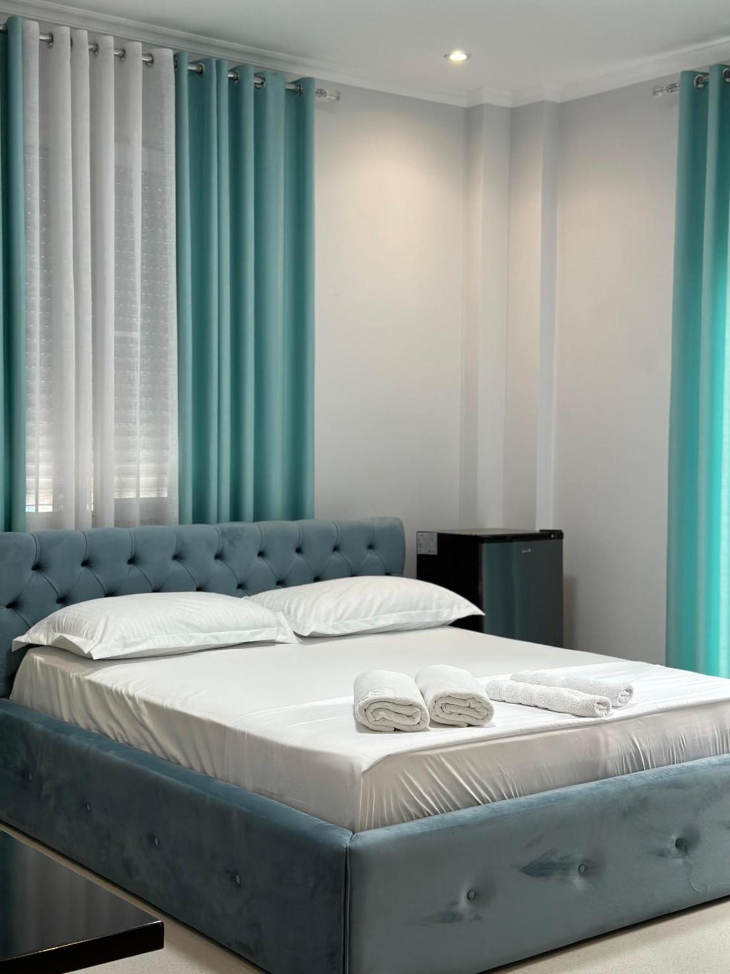 Hotel Erta Golem (Tirana)