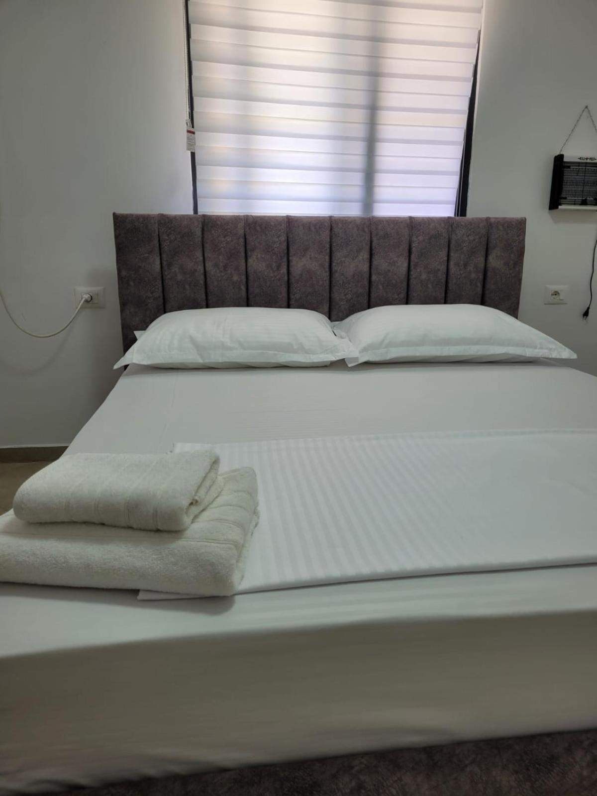 Hotel Erta Golem (Tirana)