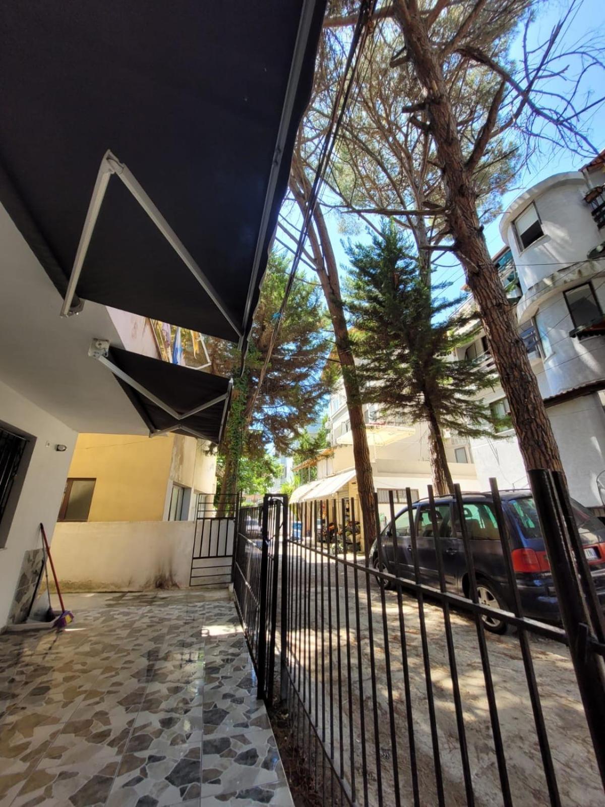 Hotel Erta Golem (Tirana)